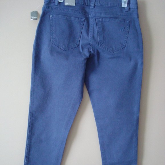 Reitmans slim leg jeans - Picture 8 of 8
